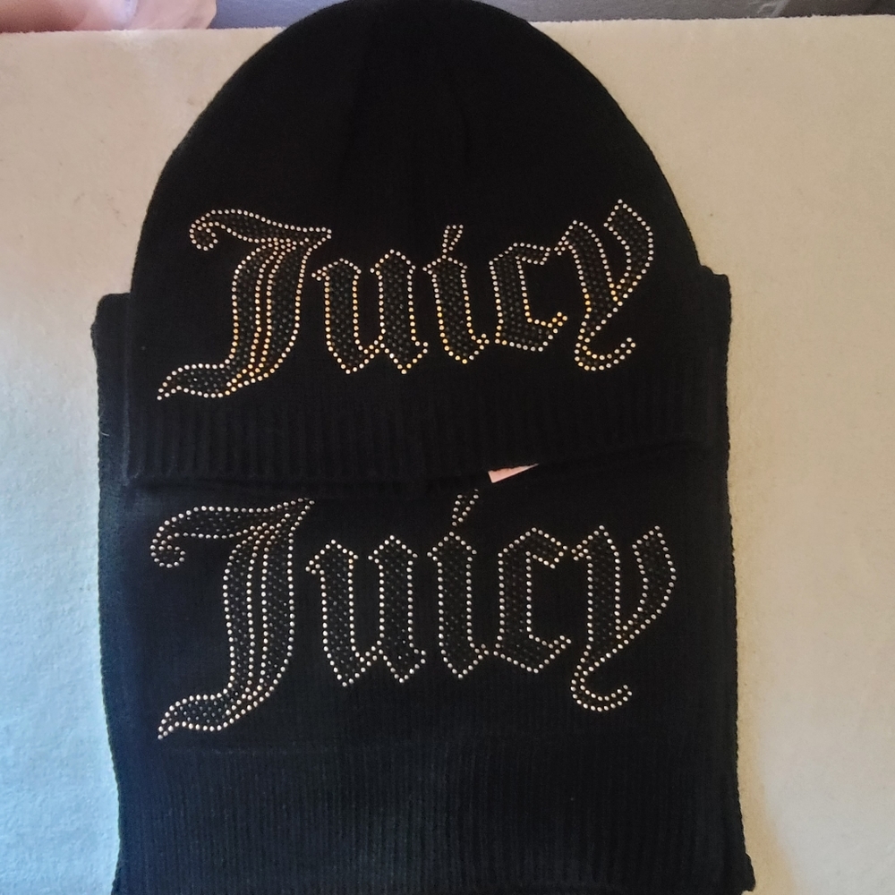 Juicy Couture Black Beanie and Scarf Set